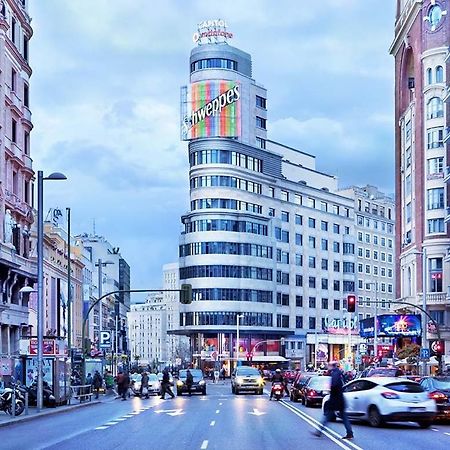 Punta Me Rooms Near The Gran Via Madrid Dış mekan fotoğraf