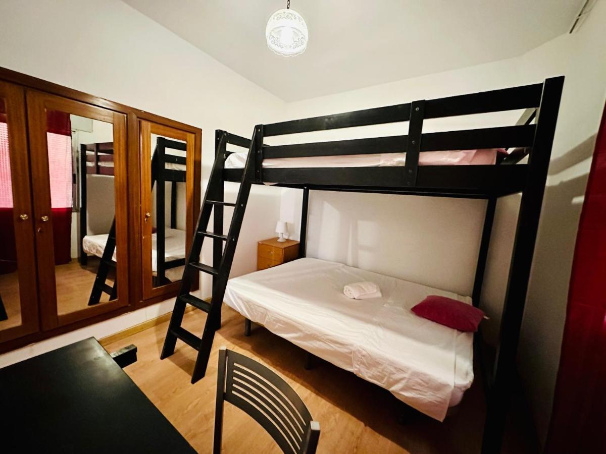 Punta Me Rooms Near The Gran Via Madrid Dış mekan fotoğraf